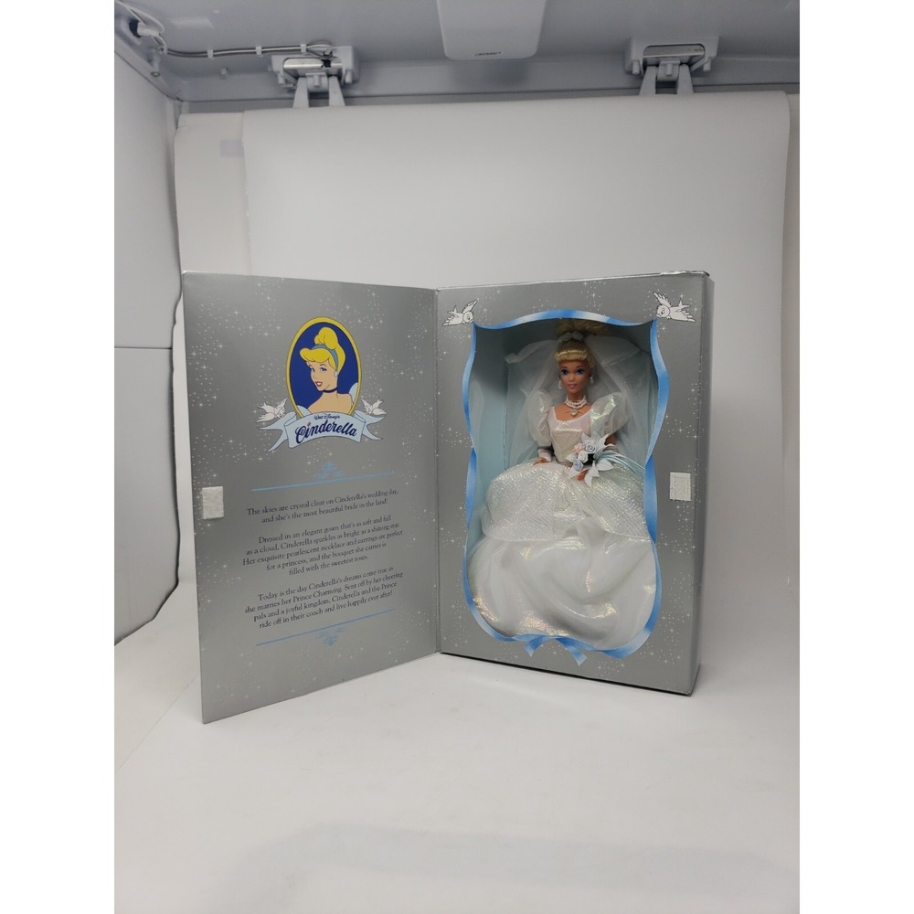 Walt Disney Wedding Cinderella Barbie Mattel 14232 1995 NIB Vintage 12in Doll